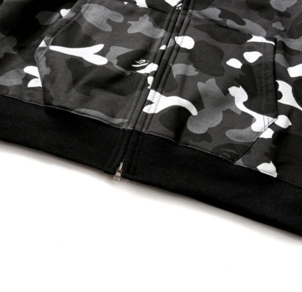 Bathing Ape Hoodie Luminous
Camouflage Spotted Shark
Double Hooded Zip Sweater