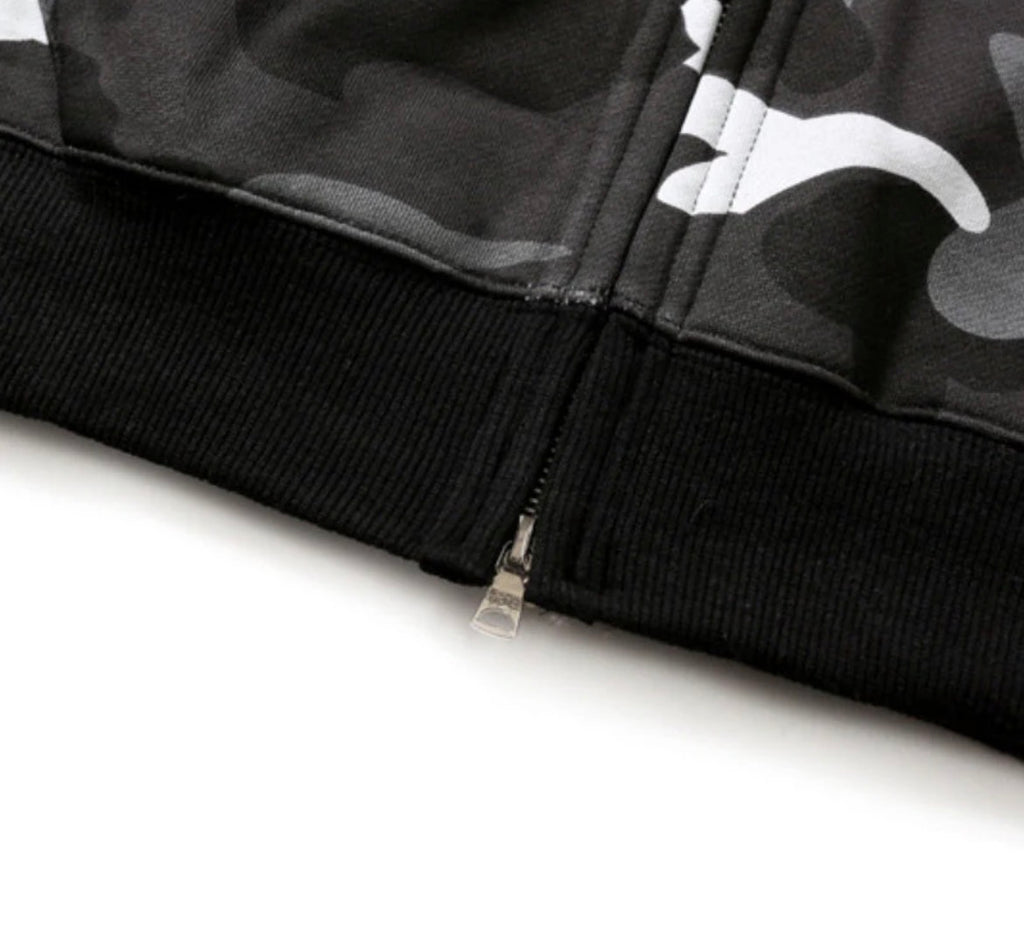 Bathing Ape Hoodie Luminous
Camouflage Spotted Shark
Double Hooded Zip Sweater